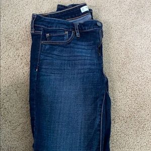 •abercrombie and fitch dark denim jeans